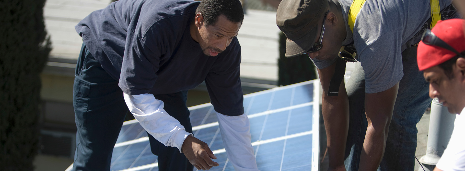 photo of solar installers and rooftop solar